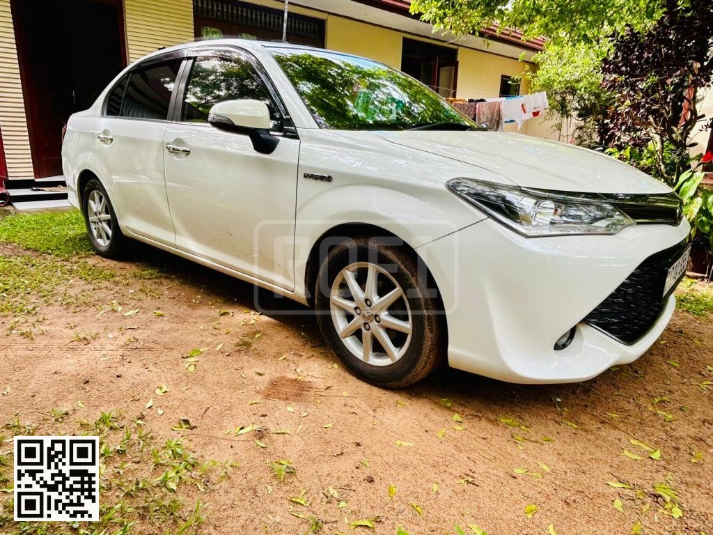 Toyota Axio for rent in Boralesgamuwa