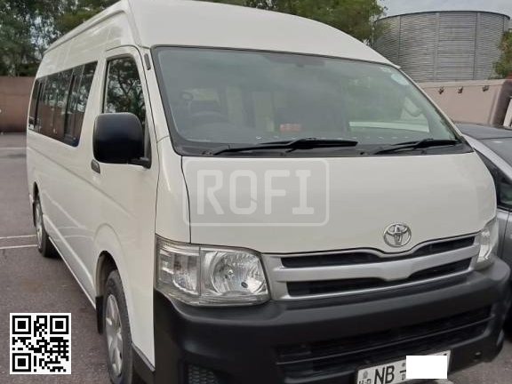 Toyota Hiace Commuter for rent in Gampaha