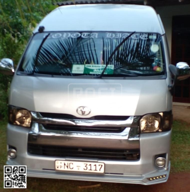 Toyota KDH for rent in Dompe