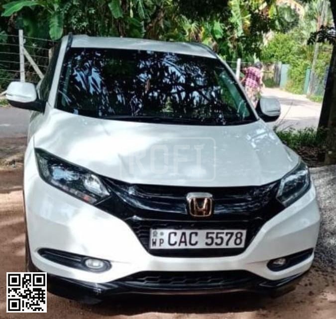 Honda Vezel for rent in Kaduwela