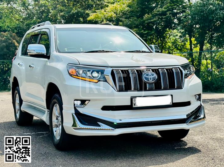 Toyota Landcruiser Prado for rent in Piliyandala