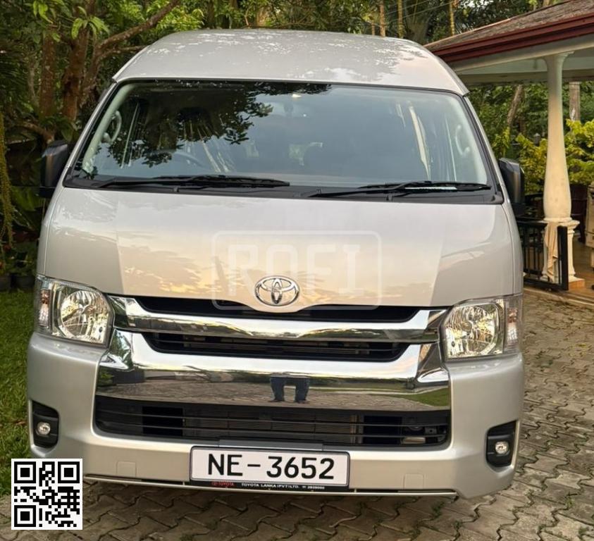 Toyota KDH for rent in Rajagiriya