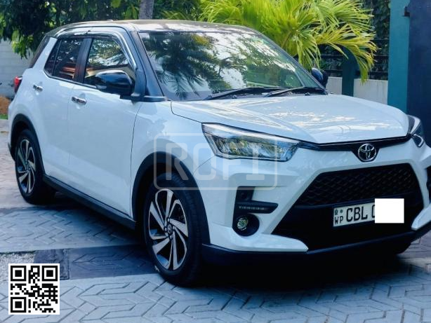 Toyota Raize for rent in Dankotuwa