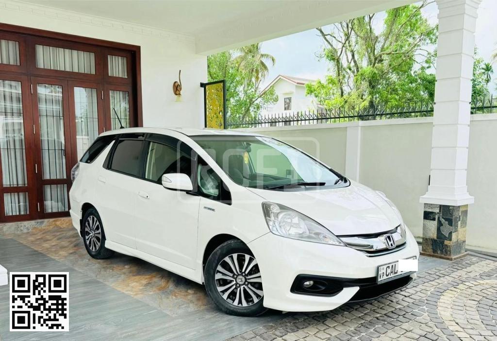 Honda Fit Shuttle for rent in Katunayake