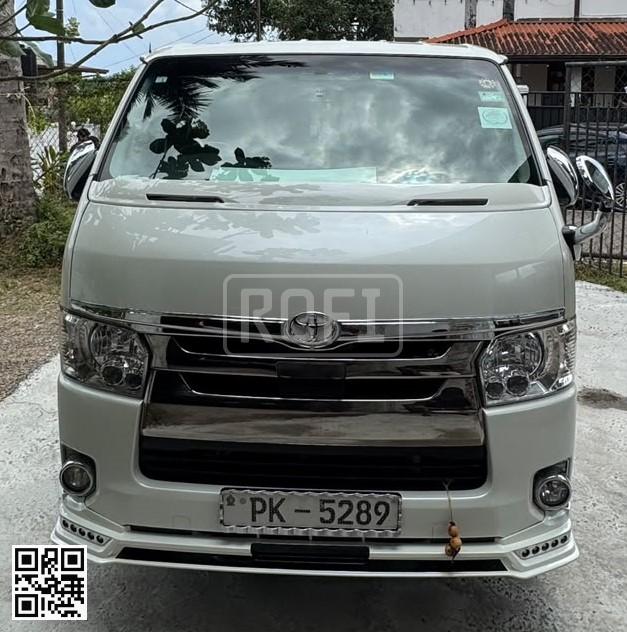 Toyota KDH for rent in Angoda