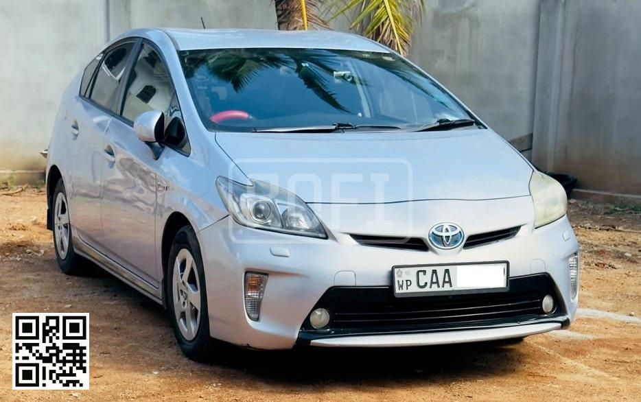 Toyota Prius for rent in Mulleriyawa New Town